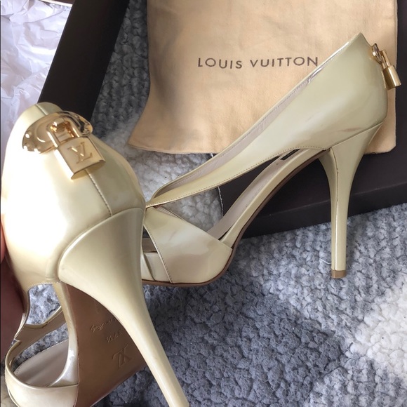 Louis Vuitton pearly heels locks gold ivory - Picture 2 of 12